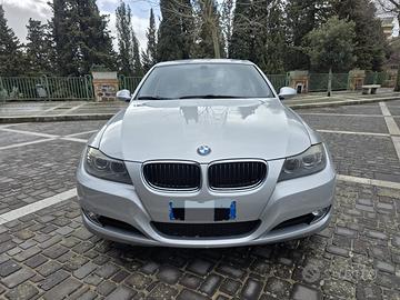 BMW 320D allestimento ATTIVA
