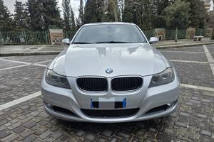 BMW 320D allestimento ATTIVA