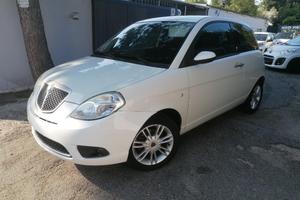 🚗 LANCIA Y GOLD – UNICA NEL SUO GENERE