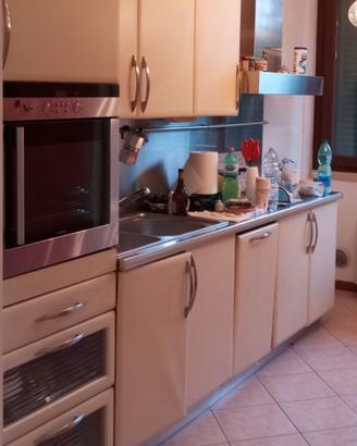 Cucina lineare mt.3 con elettrodomestici