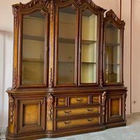 credenza in noce