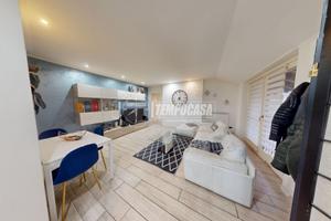 LOMAZZO: Ampio trilocale in centro paese con canti