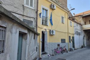 3 LOCALI A CURTI