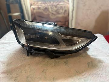 Faro Audi A4 B9 2023 sinistro FULL LED