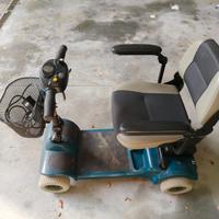 Scooter elettrico , carrozzina elettrica