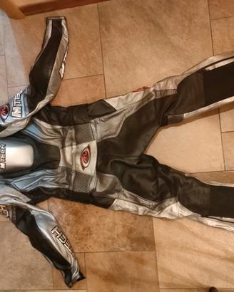 tuta moto in pelle marca Mtech come nuova 