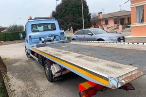 carroatrezzi iveco daily