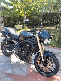 Triumph street triple 675