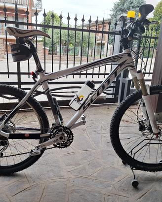 mtb scott scale 40 26"