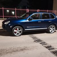 Porsche Cayenne GPL 2005