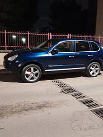 Porsche Cayenne GPL 2005