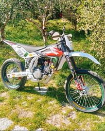 Husqvarna te 310 anno 2010 targata omologata