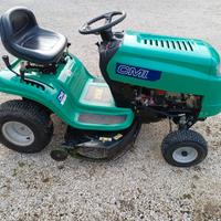 Trattorino rasaerba MTD