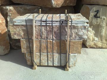 Scorza rifilata - pietra di trani