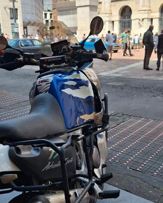 Honda XRV 750 Africa Twin RD07