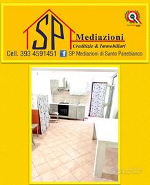 2,5 vani con Posto Auto