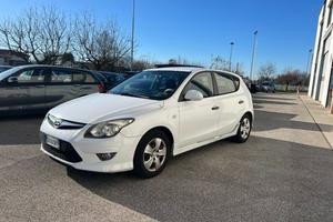HYUNDAI i30 1.4 16V 109CV 5p. Active