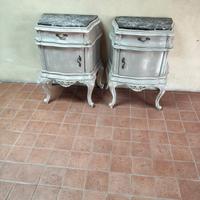 Due comodini shabby  provenzali.