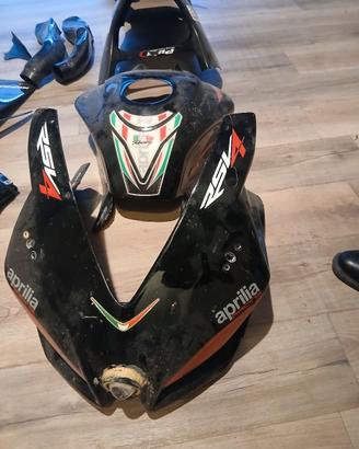 RSV1000  DA PISTA moto Aprilia 