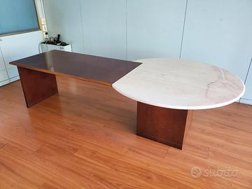 Tavolo / scrivania in legno con vero marmo