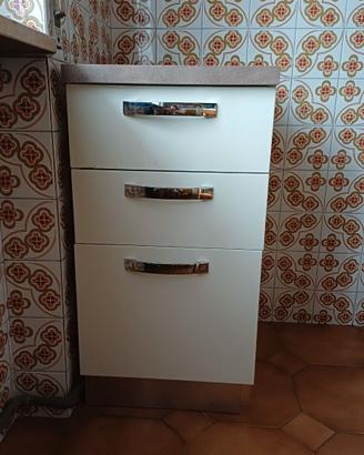 Mobiletto da cucina