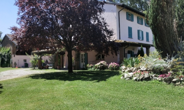 Casale Casolare tre piani +scuderie e padd