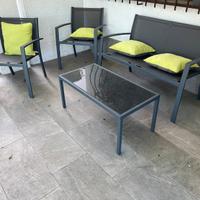 set tavolino con sedie da esterno