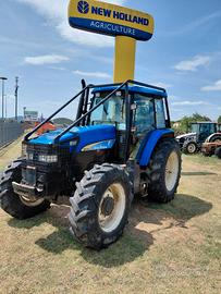 Trattore NEW HOLLAND mod. TM120