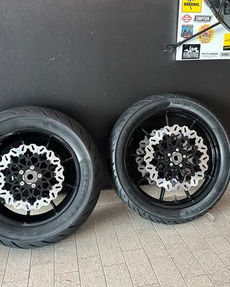 Cerchi e Gomme Low rider st / s