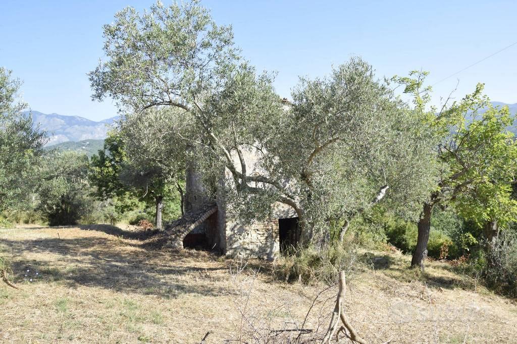 Rustico / Casale di 70 m² con 1 locale a Minturno - Vista 3