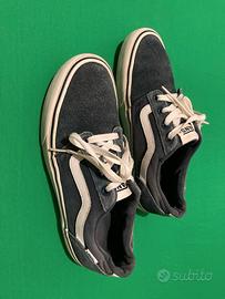 Vans hot sale scamosciate nere