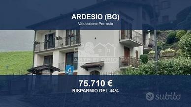Immobile in asta di 106 m² con più di 5 locali e b