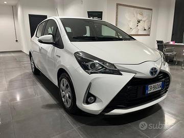 Toyota Yaris 1.5 Hybrid 5 porte Business valutazio