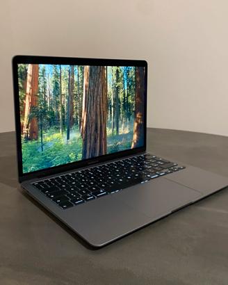 Macbook Air 13” i5 Quad-Core 8GB RAM 512GB SSD