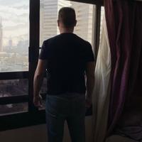 Uomo di fiducia guardiano sorvegliante controllore