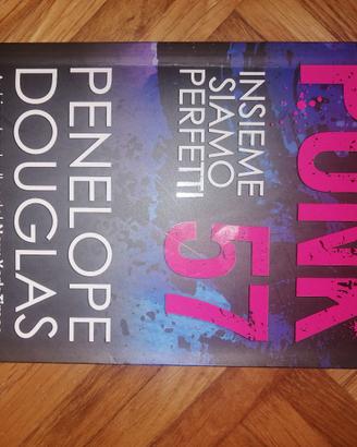 Libro punk 57 insieme siamo perfetti 