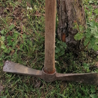 Piccone in legno e ferro primi'900