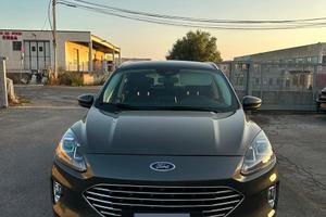 Ford Kuga 2.5 Hybrid