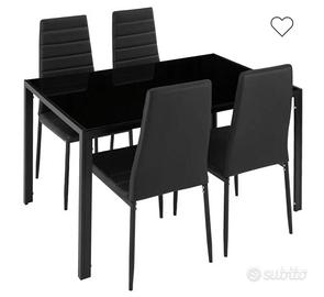 funzionante tavolo piu sedie
