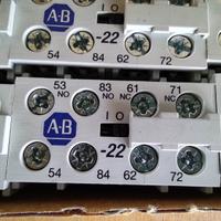 Contatto ausiliario per teleruttori Allen Bradley