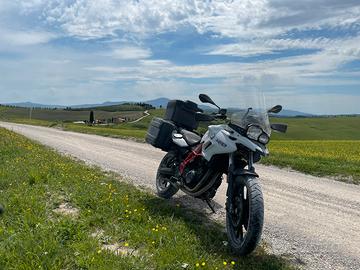 BMW F700GS