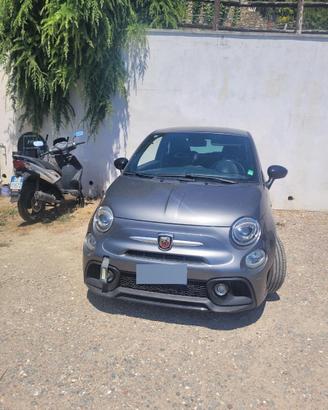 Abarth 595 pista tributo ferrari