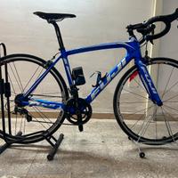 Bicicletta da corsa Fuji GranFondo 2.1