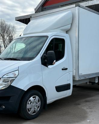 NISSAN INTERSTAR BOX 4m