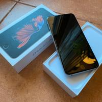 IPhone 6s Plus grigio con cover vetro + silicone