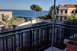 Appartamento a Stazzo con vista sul mare