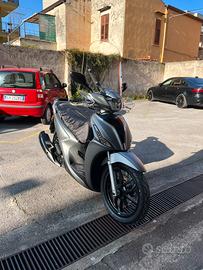 Kymco people s200i