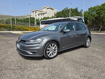 Volkswagen Golf 7.5 2.0TDI 150cv - Garanzia
