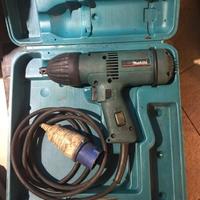 Avvitatore a massa battente Makita 