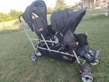 Passeggino Gemellare e pedana/seduta terzo bambino